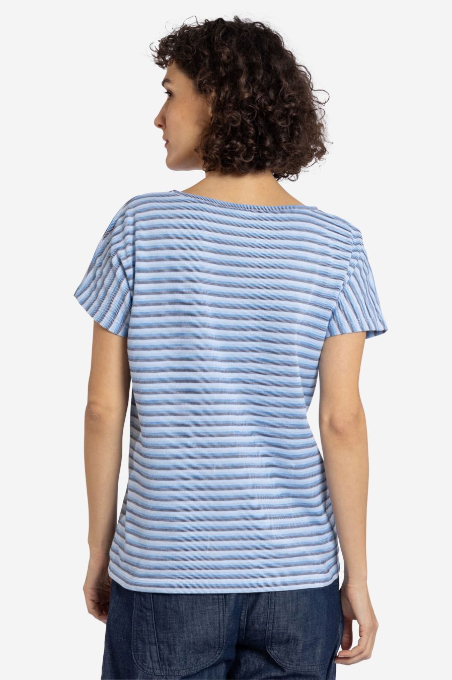 Dunkelblaues T-Shirt mit weißen Streifen und angeschnittenen Ärmeln von Elkline